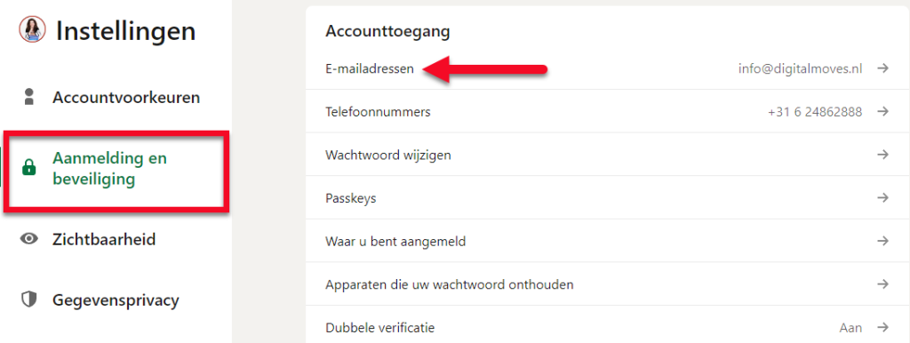 Voeg altijd een tweede e-mailadres toe in je instellingen van LinkedIn. Dit doe je bij 'Aanmelding en beveiliging'.